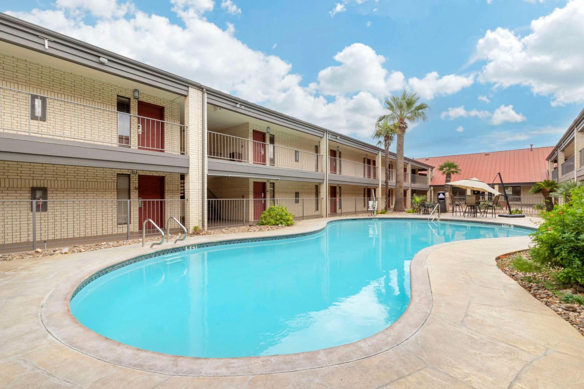 Best Western Near Lackland Afb Seaworld San Antonio Kültér fotó